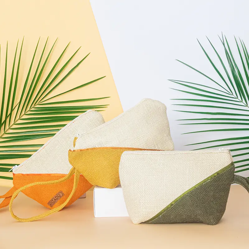 Bolsos pequeños de mano para mujeres, en color verde, naranja y mostaza. Envío a domicilio.