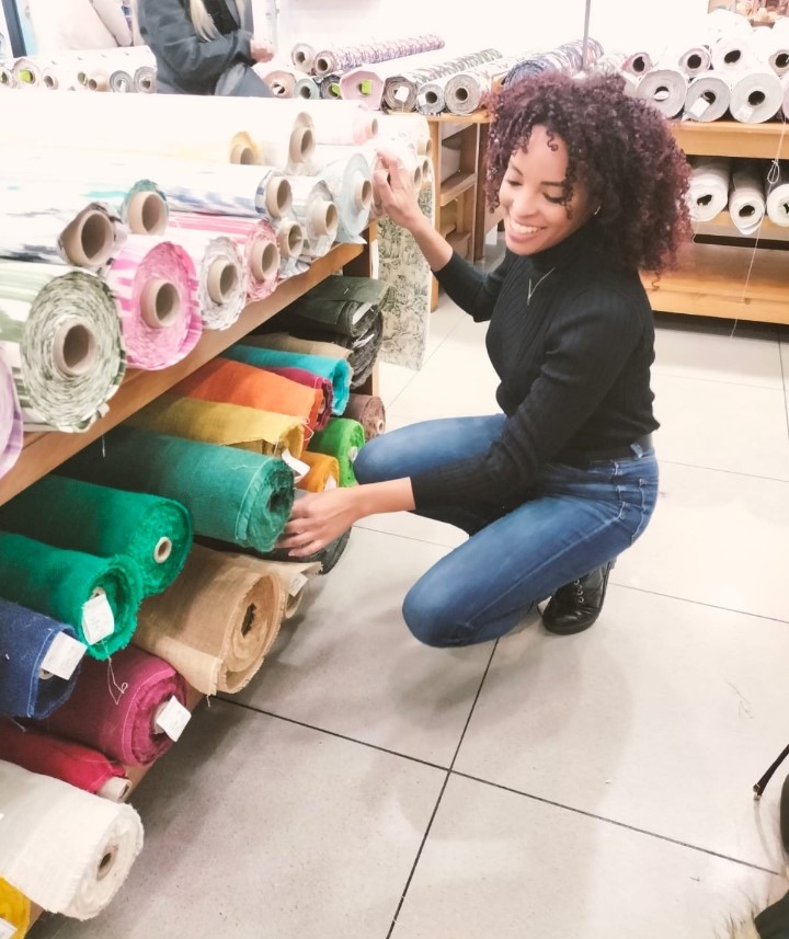 Selección de tejidos y materiales en tiendas de confianza. Tejido de yute. Ribes y Casals
