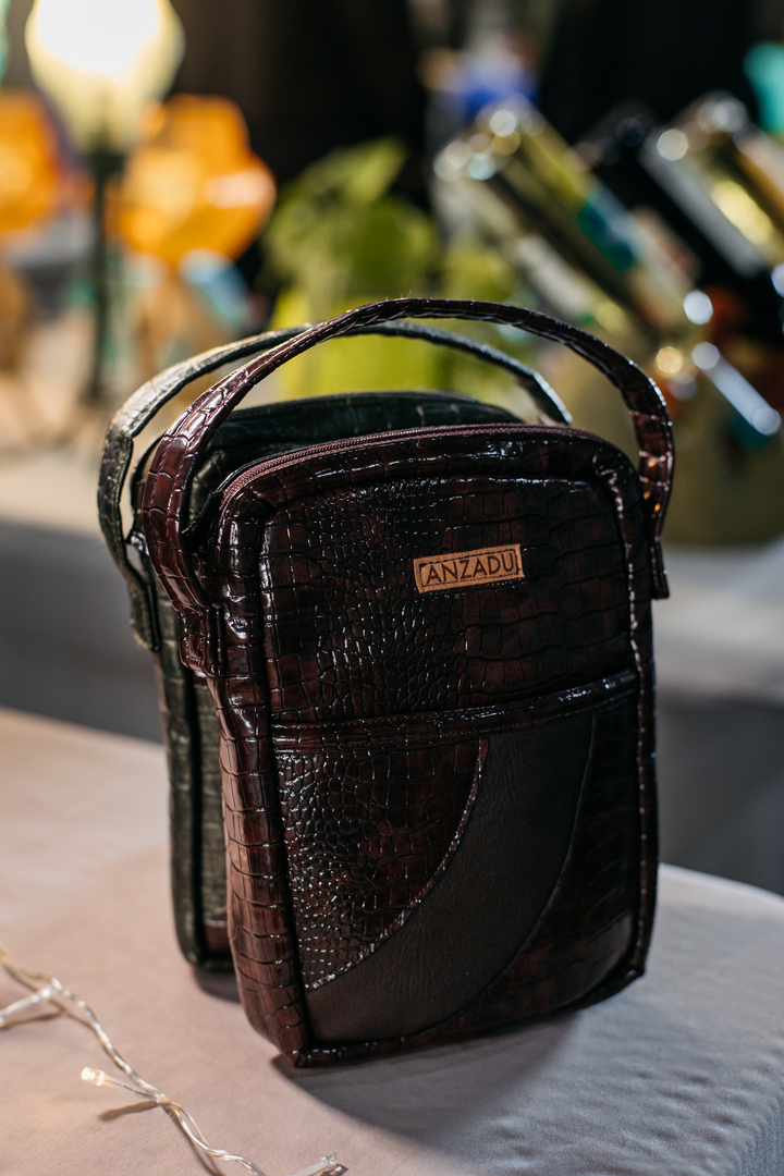 Colección Unisex en Piel sintética de cocodrilo